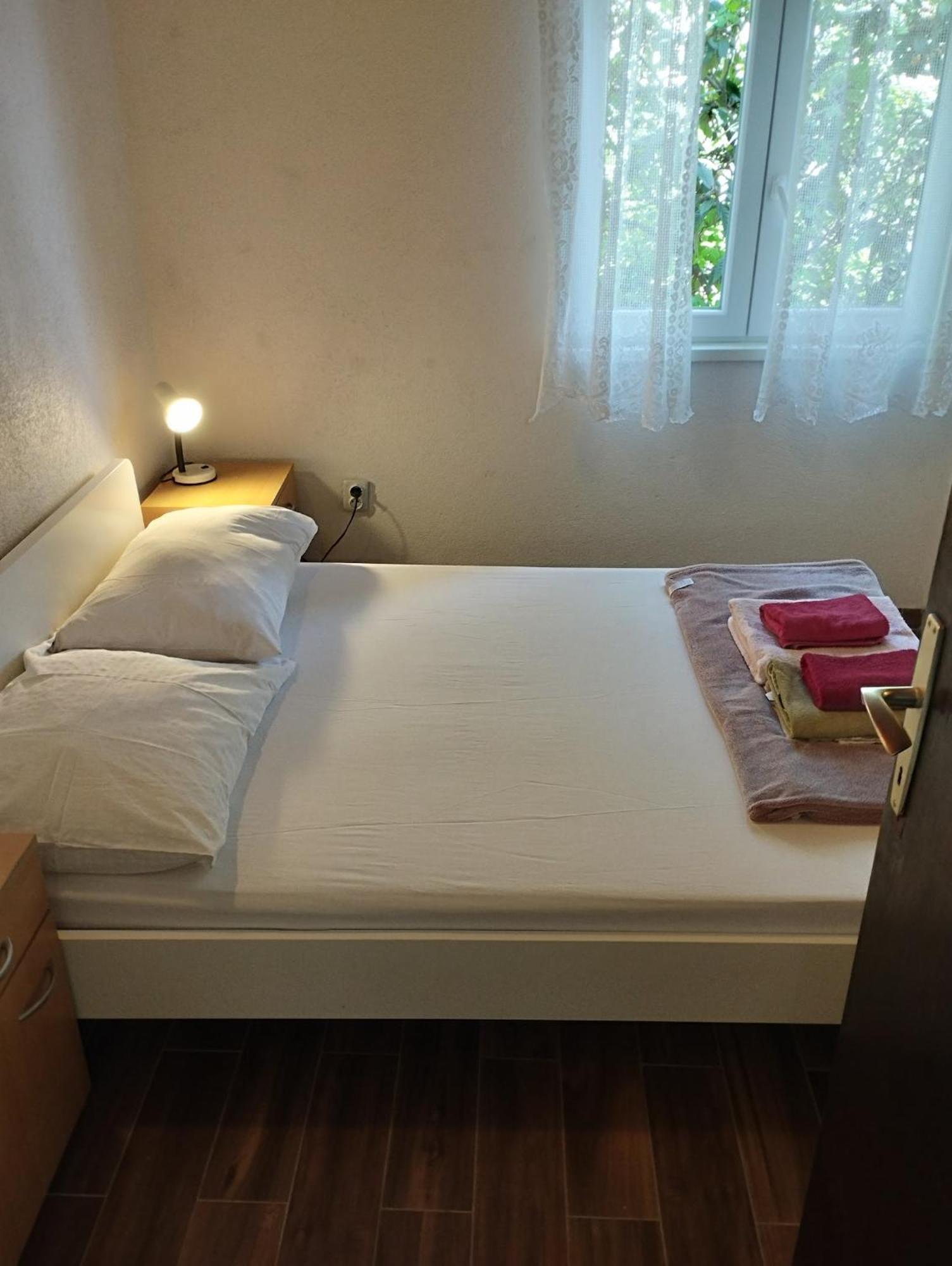 Villa Amarela Seget Vranjica Bagian luar foto