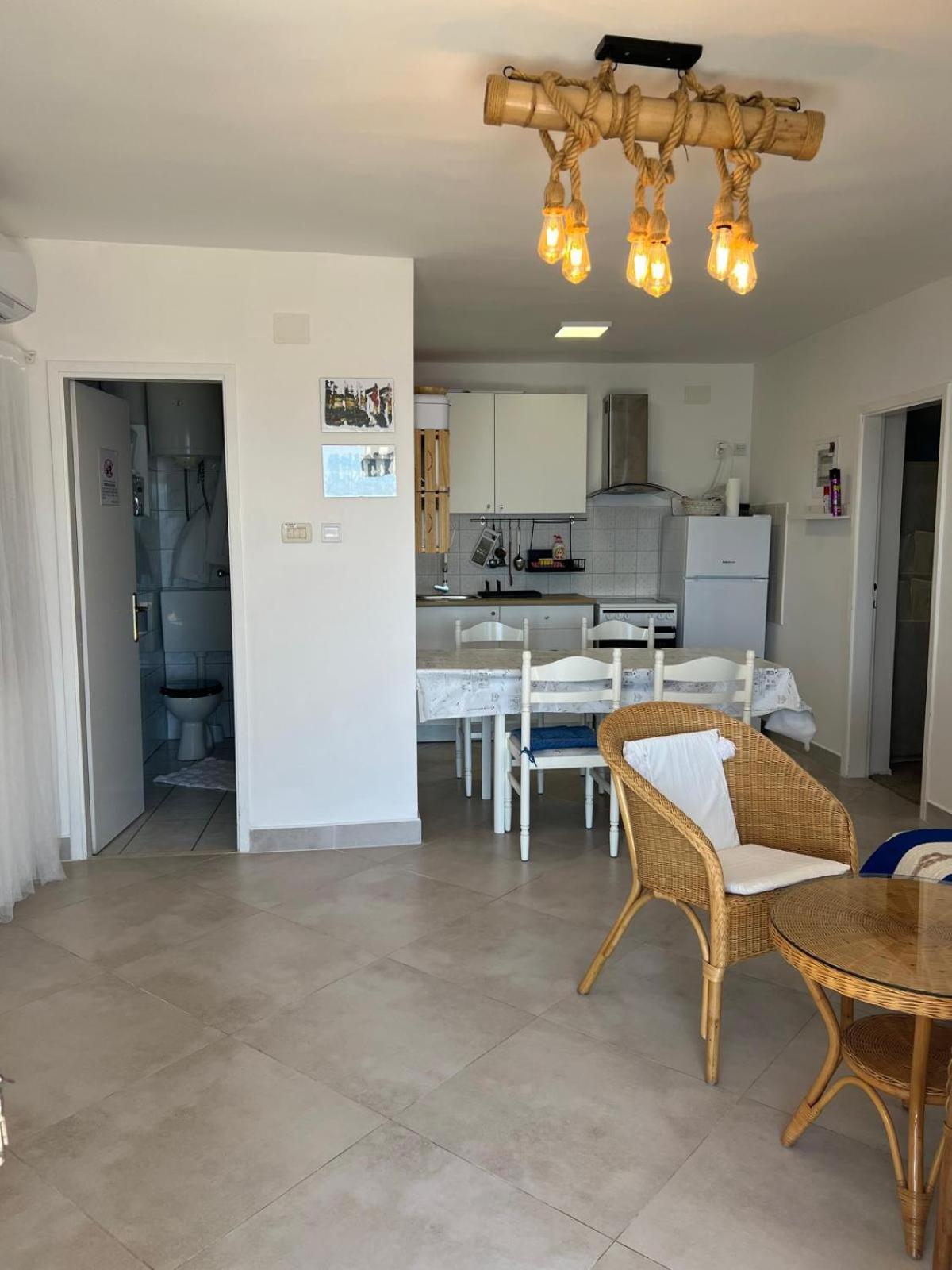 Villa Amarela Seget Vranjica Bagian luar foto