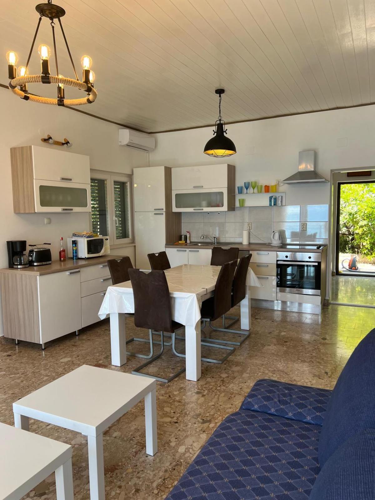 Villa Amarela Seget Vranjica Bagian luar foto