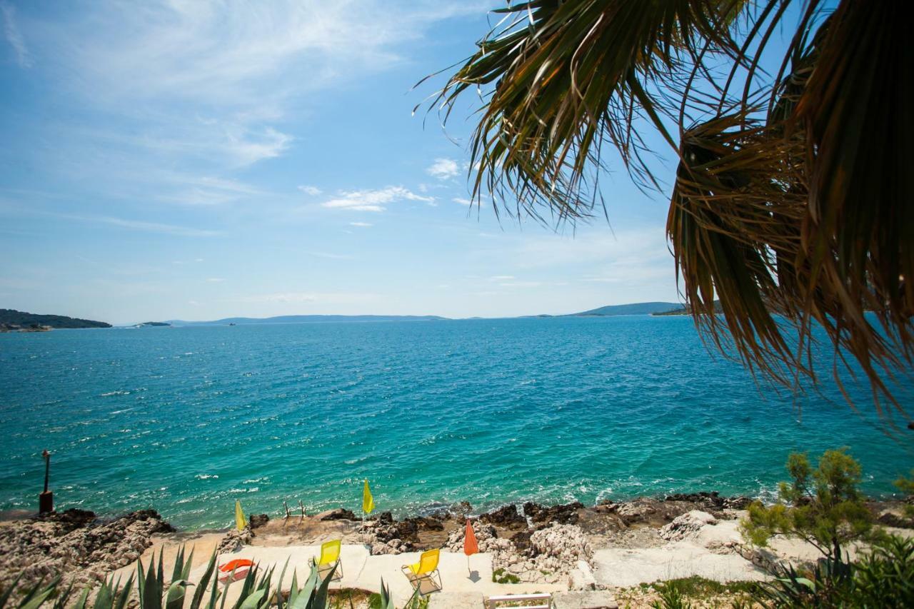 Villa Amarela Seget Vranjica Bagian luar foto